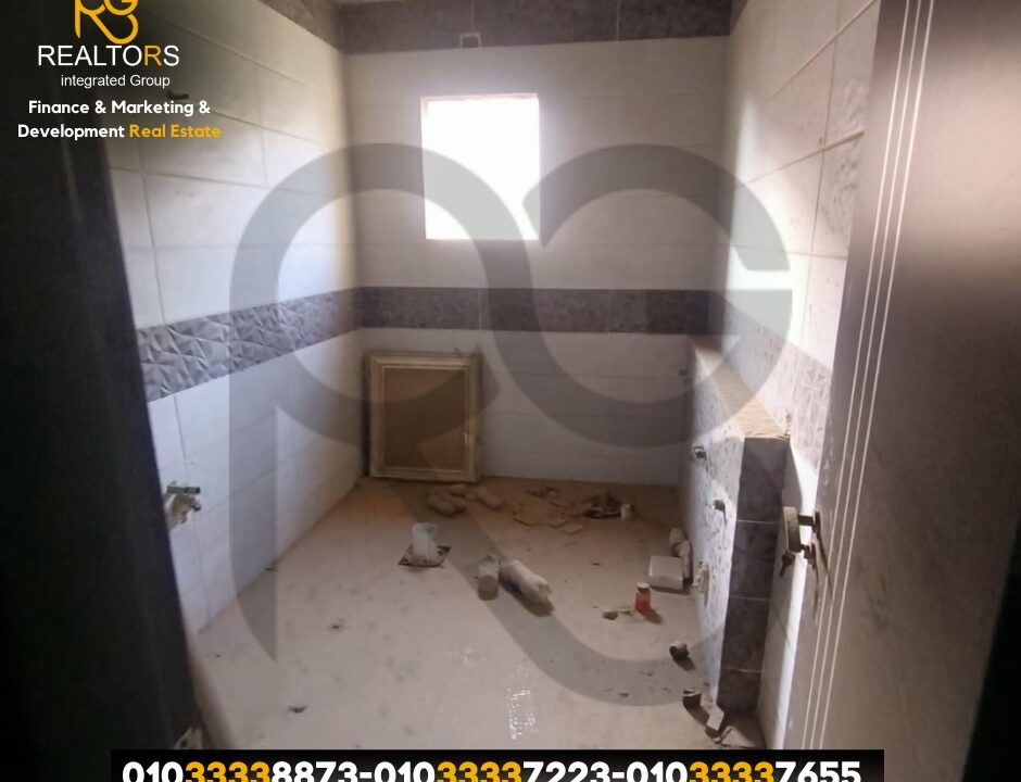 WhatsApp Image 2023-12-08 at 1.37.47 PM