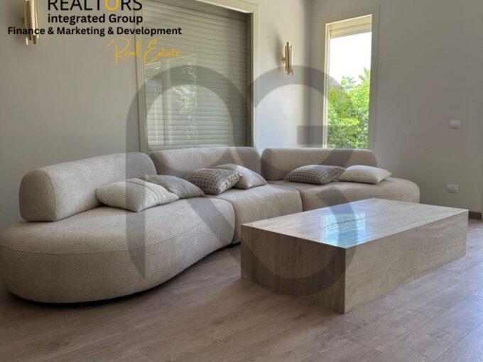 فيلا 287 م مميزة للبيع في كمبوند جيدار